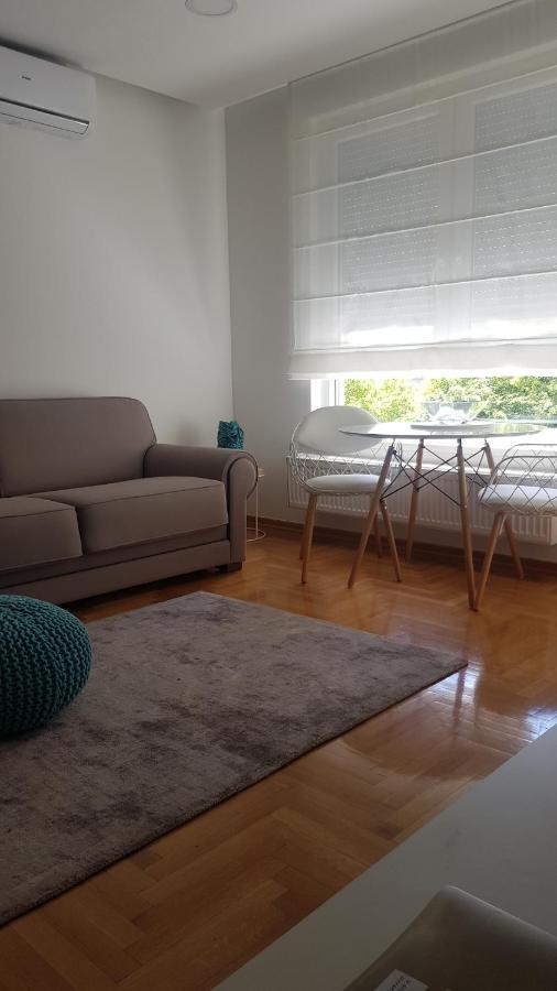 S & F Zagreb Apartman Luaran gambar