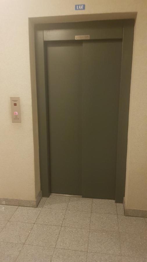 S & F Zagreb Apartman Luaran gambar